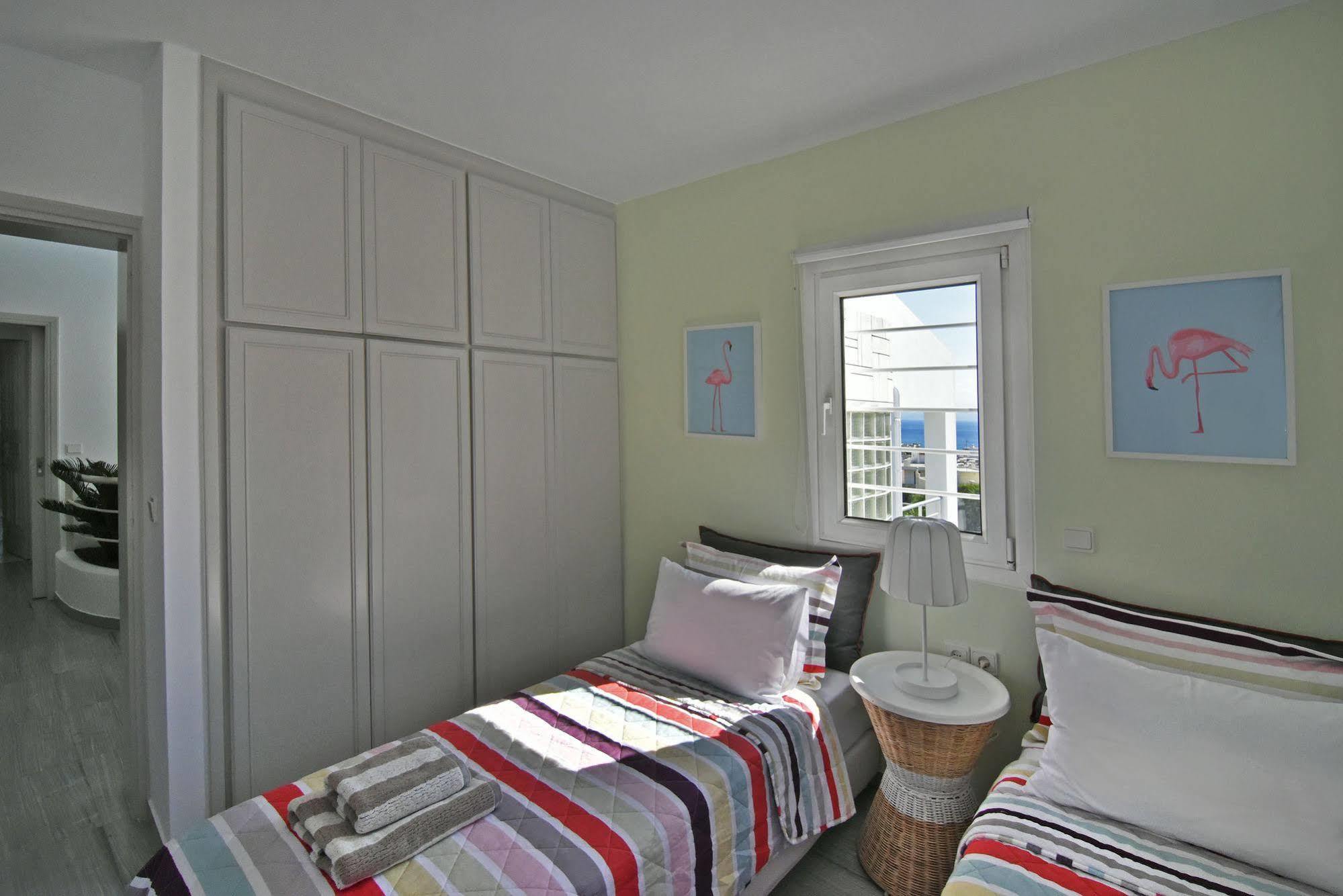 Coconut Villa Alimos Luaran gambar